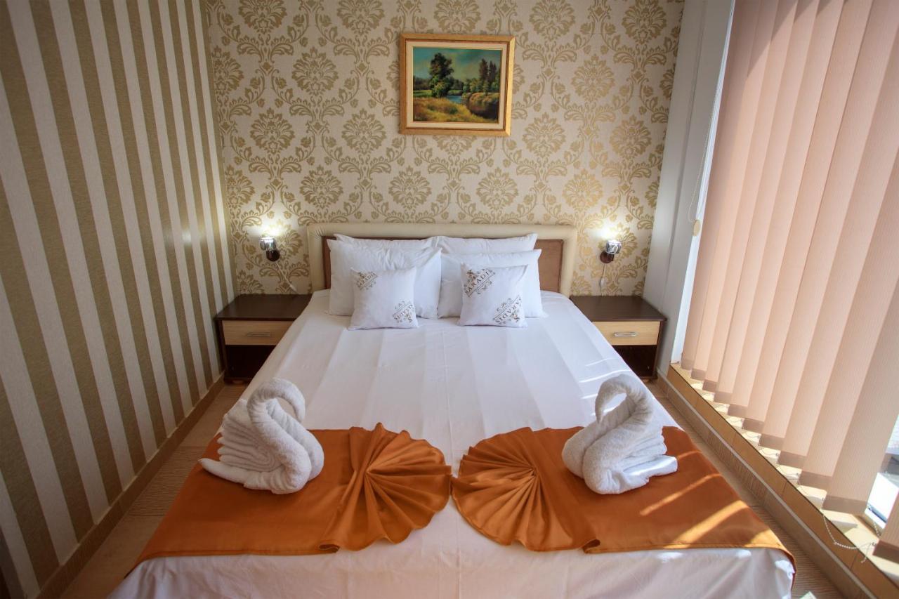 Garni Hotel Saradis Kruševac Esterno foto
