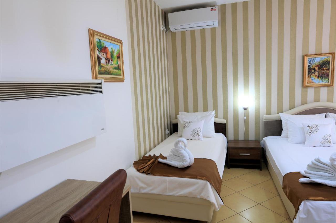 Garni Hotel Saradis Kruševac Esterno foto
