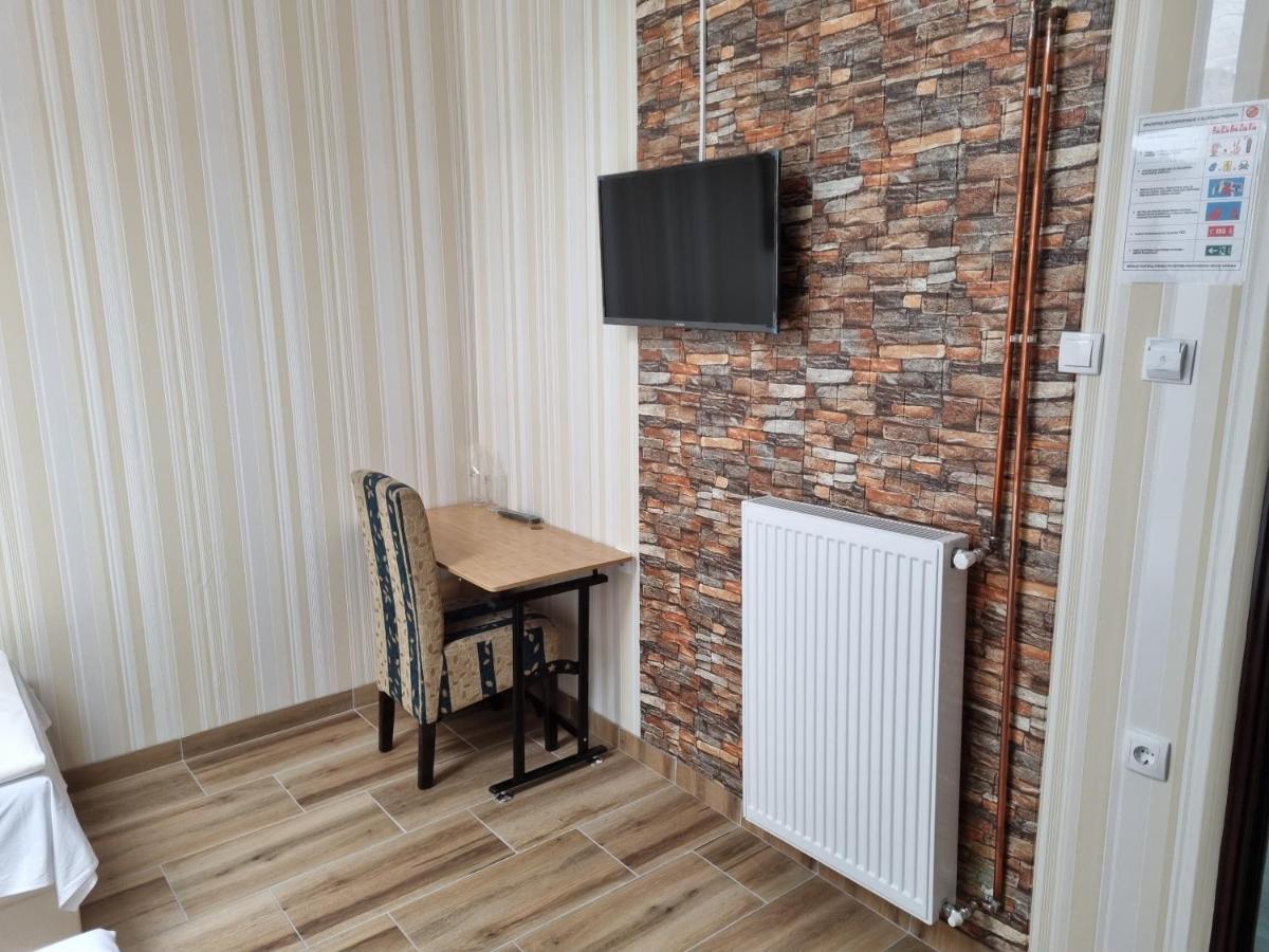 Garni Hotel Saradis Kruševac Esterno foto