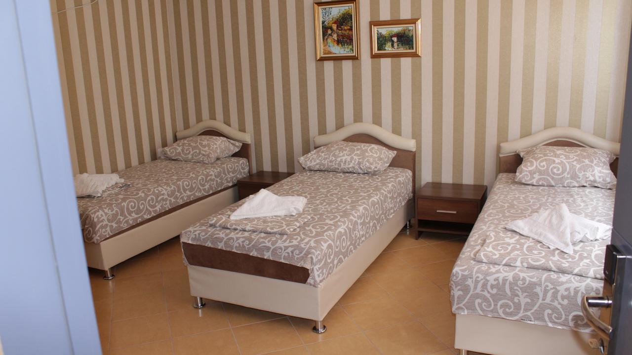 Garni Hotel Saradis Kruševac Esterno foto