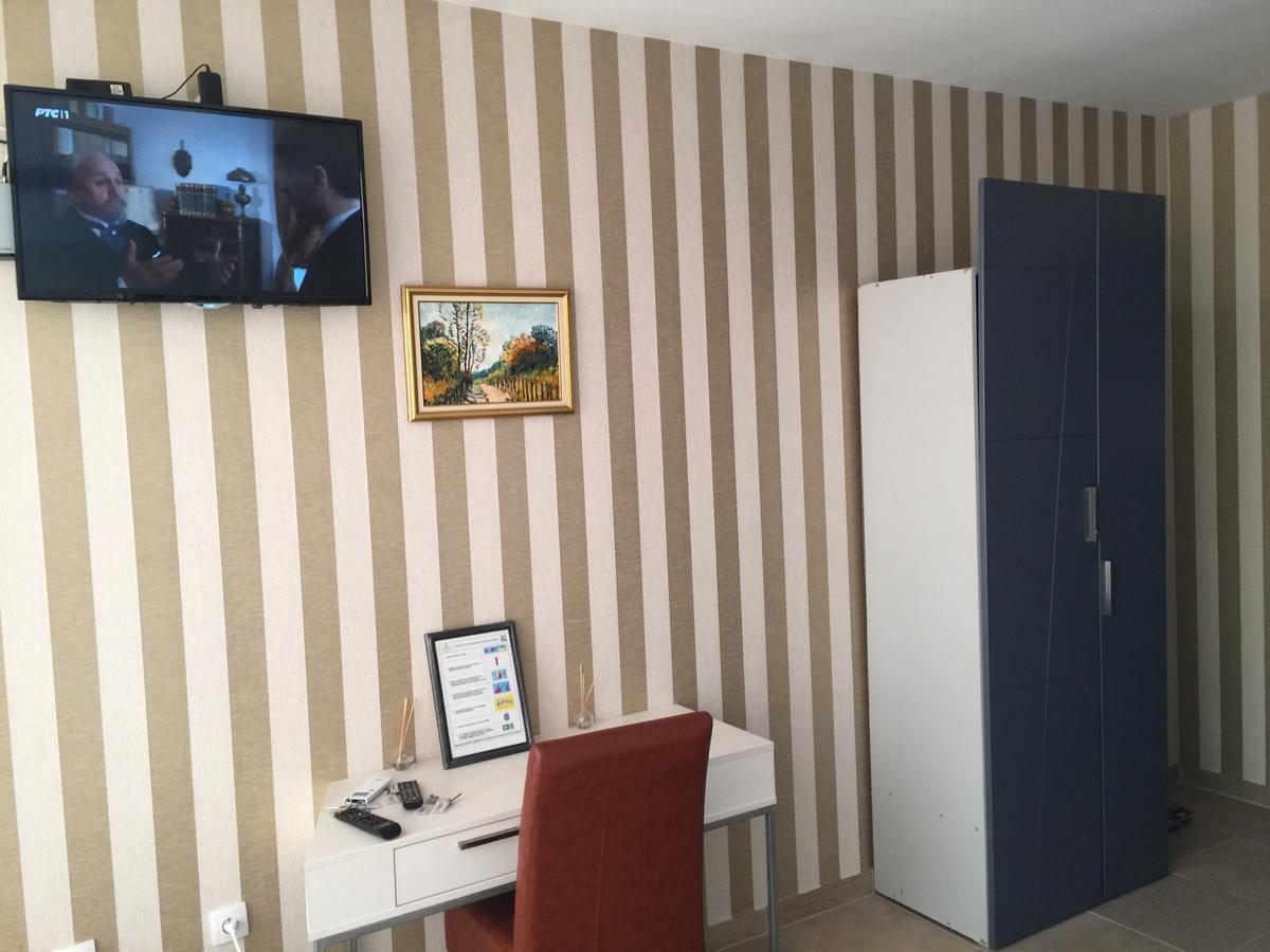 Garni Hotel Saradis Kruševac Esterno foto