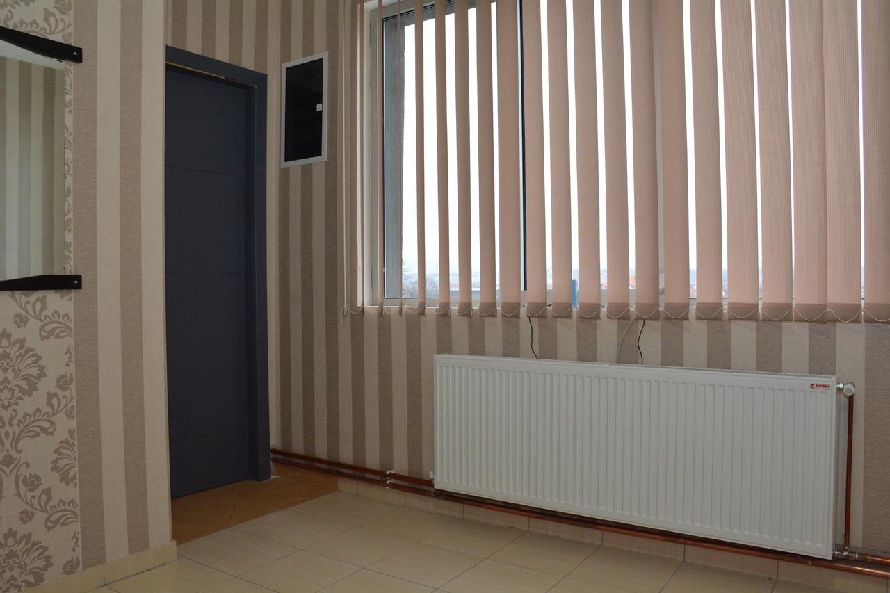 Garni Hotel Saradis Kruševac Esterno foto