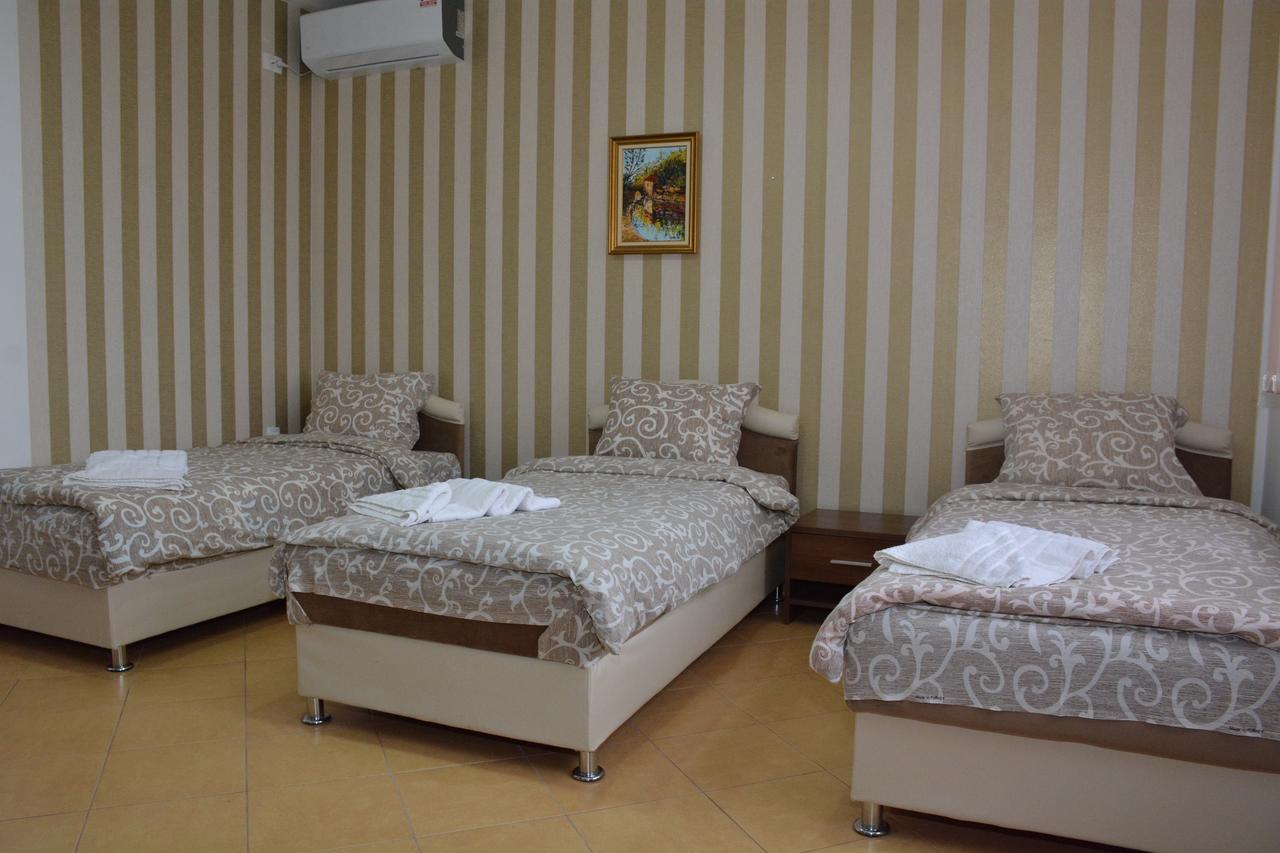 Garni Hotel Saradis Kruševac Esterno foto