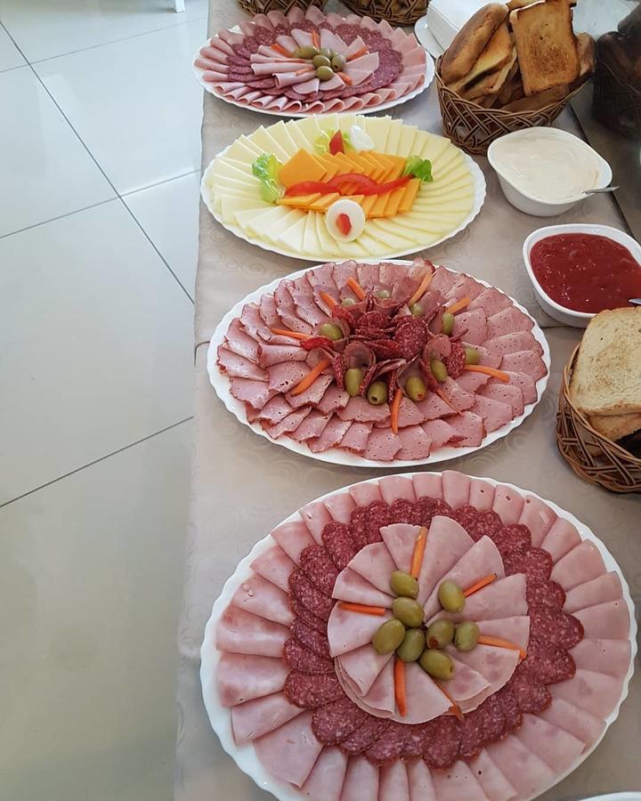 Garni Hotel Saradis Kruševac Esterno foto