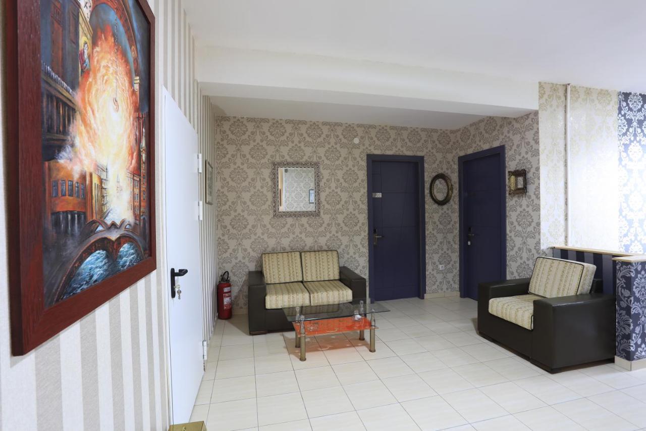 Garni Hotel Saradis Kruševac Esterno foto